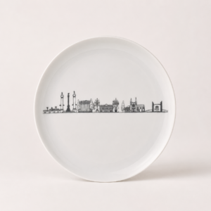 Assiette Bordeaux en porcelaine de 22 cm de diamètre décorée des monuments emblématiques de la ville